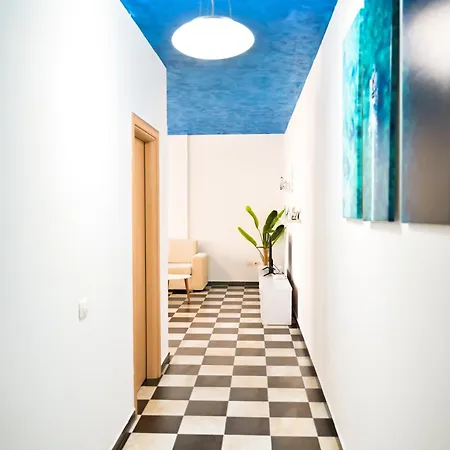 Appartement To Gjuhadol